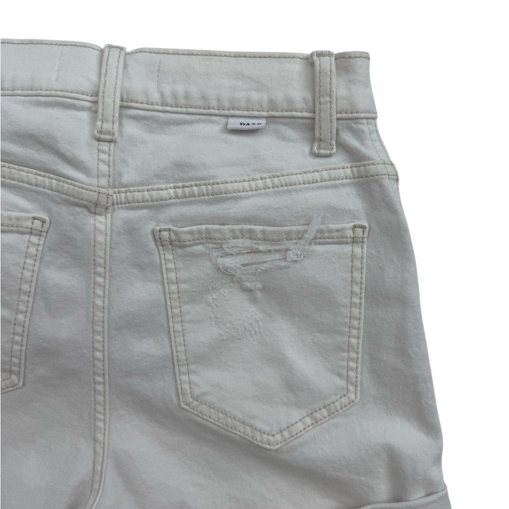DAZE DENIM Dad High Rise Cuff Womens Off White Denim Shorts Size 25 - Picture 4 of 10
